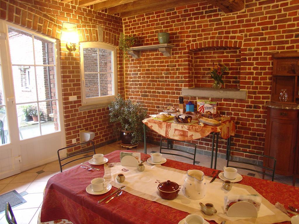 La Citadelle D'Hututu Panzió Avesnes-sur-Helpe Kültér fotó